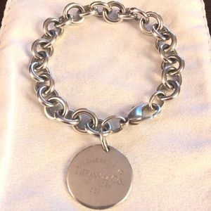 Tiffany & Co “Return to Tiffany @ Co” bracelet